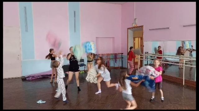 Девчачий чат смотреть онлайн