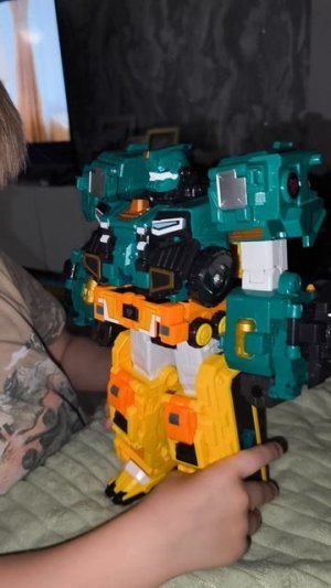 распаковка Диностер роботы трансформеры динозавры