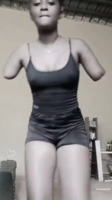 Amputee Dae смотреть онлайн