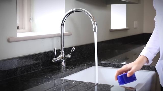 Как очистить фильтр беспроводного пылесоса Dyson V8 смотреть онлайн