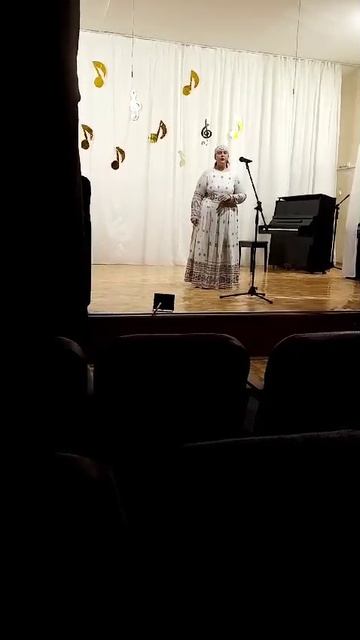 ПОЁТ ВНУЧКА смотреть онлайн