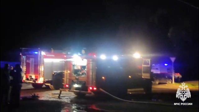 Пожар на турбазе в селе Усть-Муны Майминского района смотреть онлайн