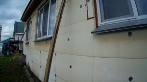 Обшиваем дом сайдингом