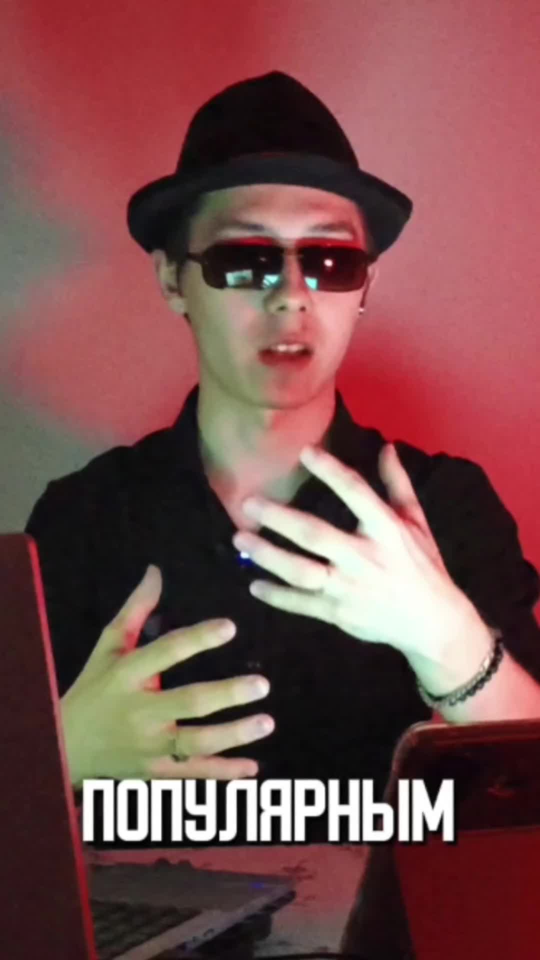 𝐃𝐀𝐍𝐈𝐄𝐋 𝐒𝐌𝐈