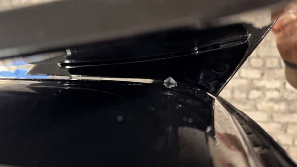 Кузовной ремонт, установка спойлера