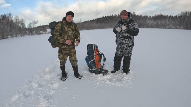 СНЕЖНЫЙ КЕМПИНГ С ГОРЯЧЕЙ ПАЛАТКОЙ У ОГРОМНОЙ СКАЛЫ::СЫТНЫЕ БУРГЕРЫ  НА ГАЗУ