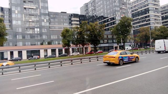 Новые красивые здания около МЦД Москва - товарная. Выглядит очень эпично.