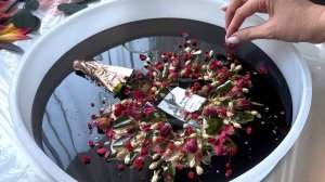 Креативная идея стола из смолы, которую вам захочется попробовать!