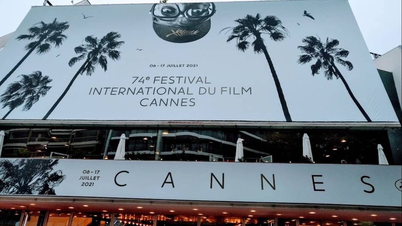 Barriere Le Majestíc Fashion Show Cannes 2021 / Elite Matchmaking by Angelika Lancsak® #cannes смотреть онлайн