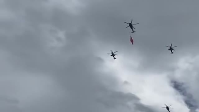 Путин на параде в Пекине в честь победы над Японией Гиперзвуковое оружие, подводные дроны и танки смотреть онлайн