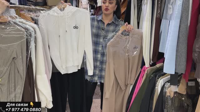 ОСЕННИЕ НОВИНКИ-КОСТЮМЫ ВЕТРОВКИ ТОЛСТОВКИ ОПТОМ И В РОЗНИЦУ смотреть онлайн