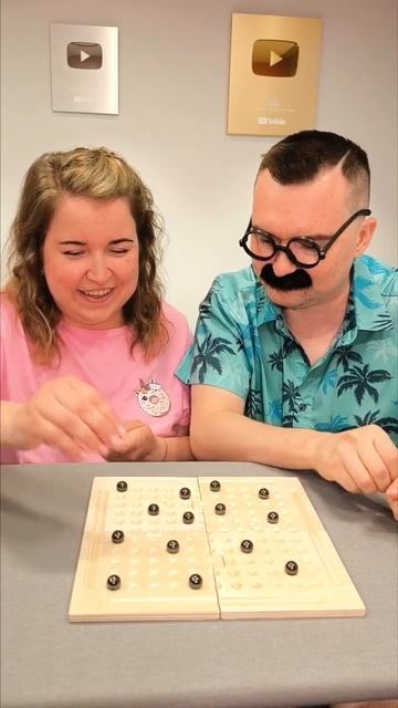 Игра Магнитный бой! Magnet Chess Battle Олежэ и Катюша #настольныеигры #boardgames смотреть онлайн