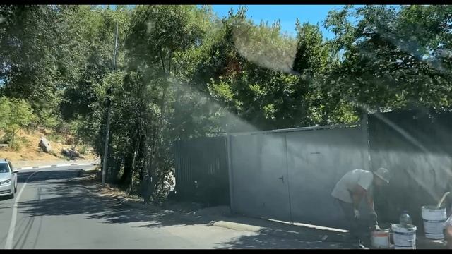 Ялта. 10 микрорайон, ярмарка. Тимирязева ул., до ост. Халтурина. 16.08.2025. Крым. Crimea. Yalta. смотреть онлайн