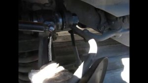 Смазка резьбовых шарниров и игольчатых подшипников, при помощи медицинского шприца(шкворня) Газ 3110