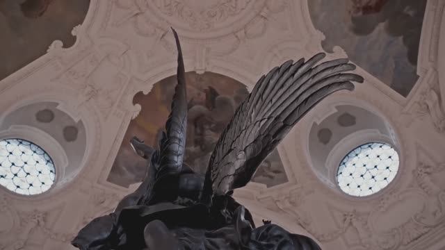 Показ коллекции Haute Couture Schiaparelli осень-зима 2025-2026