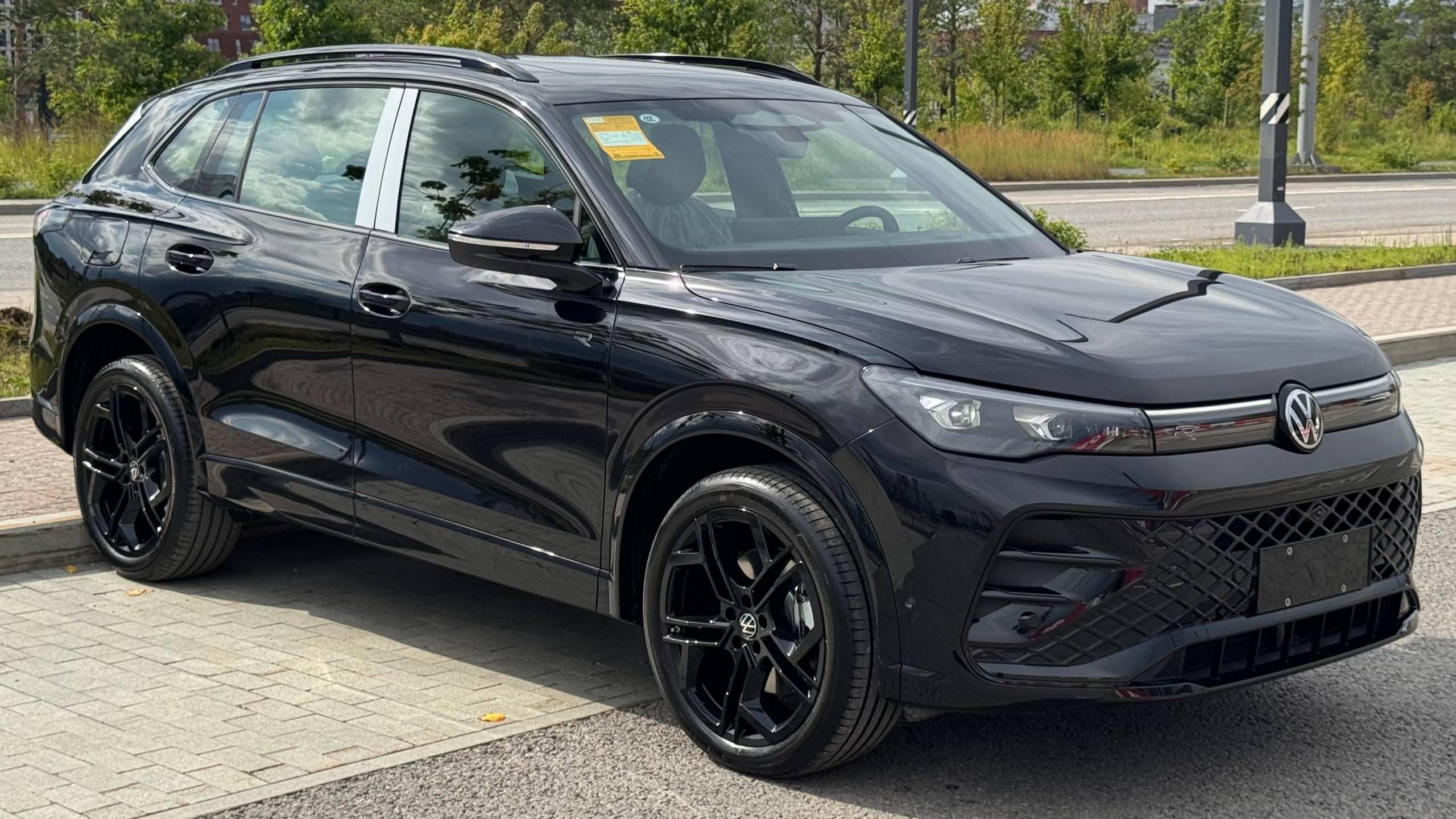 Tiguan L Pro 2025 — РЕАЛЬНЫЙ премиум за эти деньги? Китайцы в шоке!