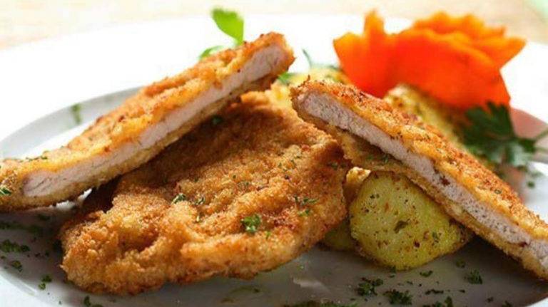 Отбивная в кляре и панировочных сухарях смотреть онлайн