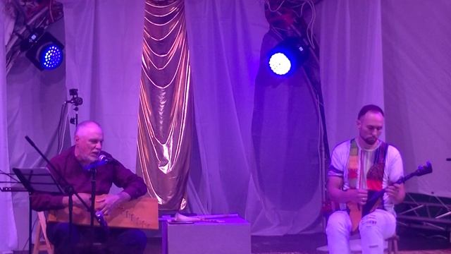 Заливочка. Дмитрий Буциков и Сергей Старостин. смотреть онлайн