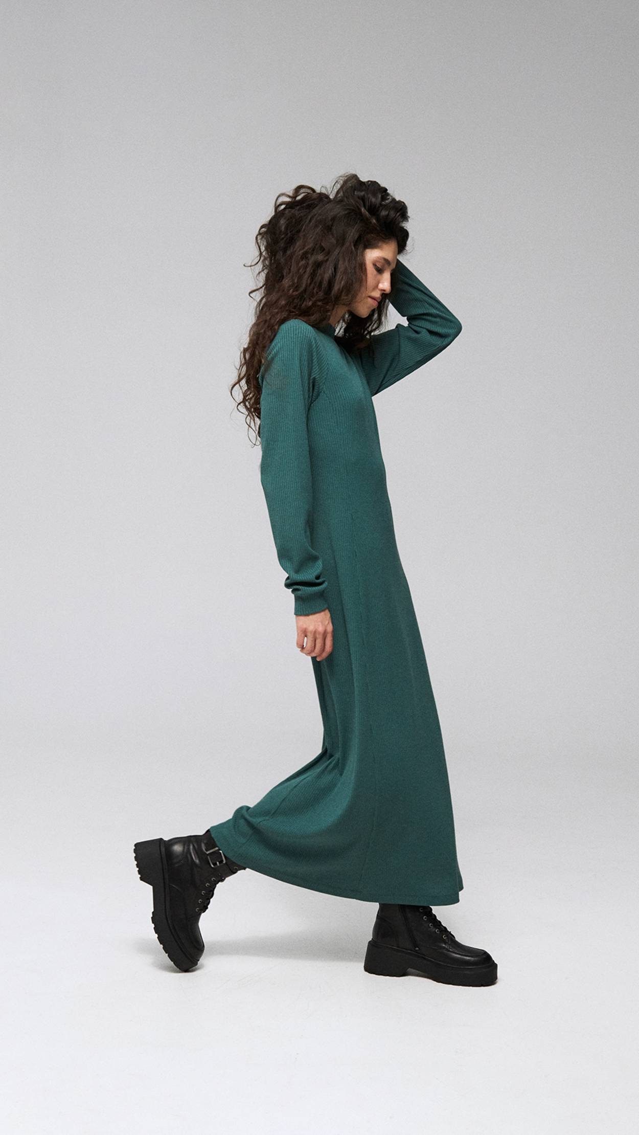 Платье, выкройка №1069 смотреть онлайн