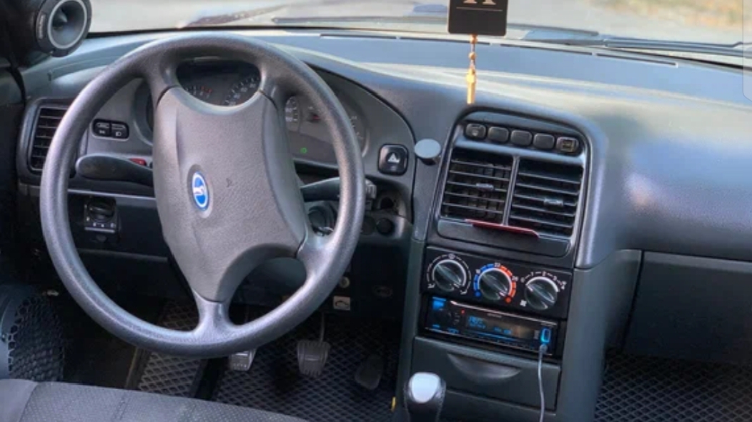 Чем ВАЗ - 2110 отличается от Богдан 2110?