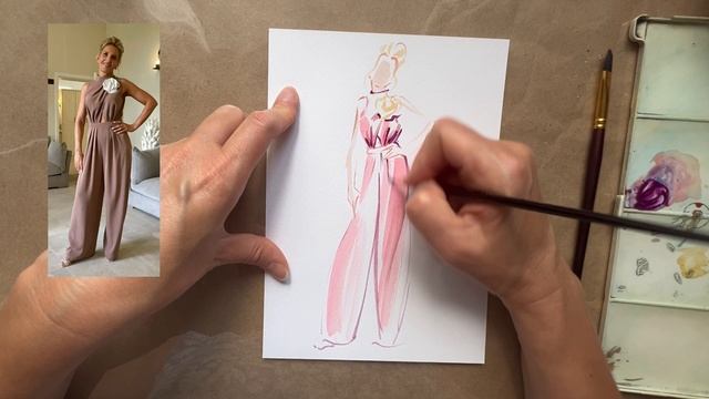 Девушка с цветком у шеи