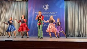 Эстрадная вокальная студия "Камертон" - "Мы любим Буги Вуги"