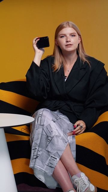 тест-драйв | Xiaomi MIX Flip смотреть онлайн