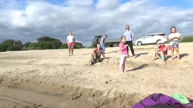 С кошкой по Зее..mp4