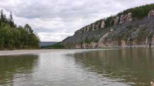 Скалы на реке Юдома