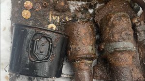 Коп по войне. Раскопали неприметный немецкий блиндаж на болоте.