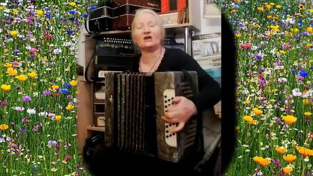 Ольга Ивановна Ильина Отношения все те же смотреть онлайн