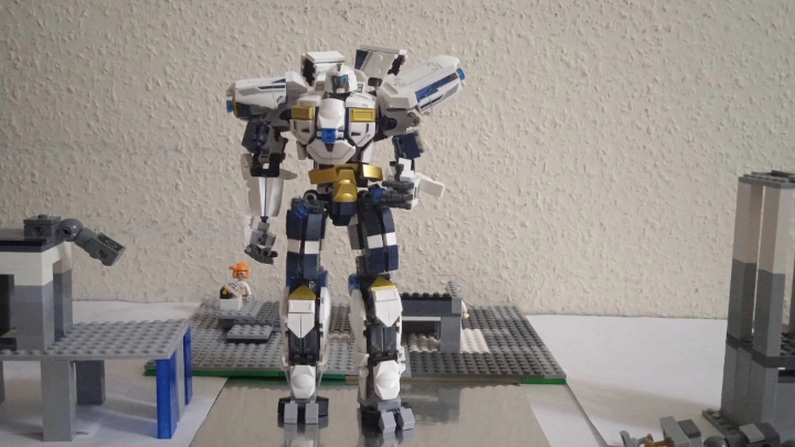 Лего город! Пятая серия! Стальной воин 2.0! Второй сезон Эра трансформаций! смотреть онлайн