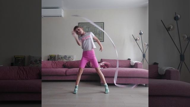 танцы Веры сигма бой и шаг вперёд поворот 
#танцы #красота #сигмабой