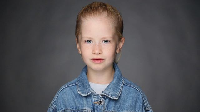 Актерская визитка – Александра Добролюбова – Агентство молодых актеров ЛАМА