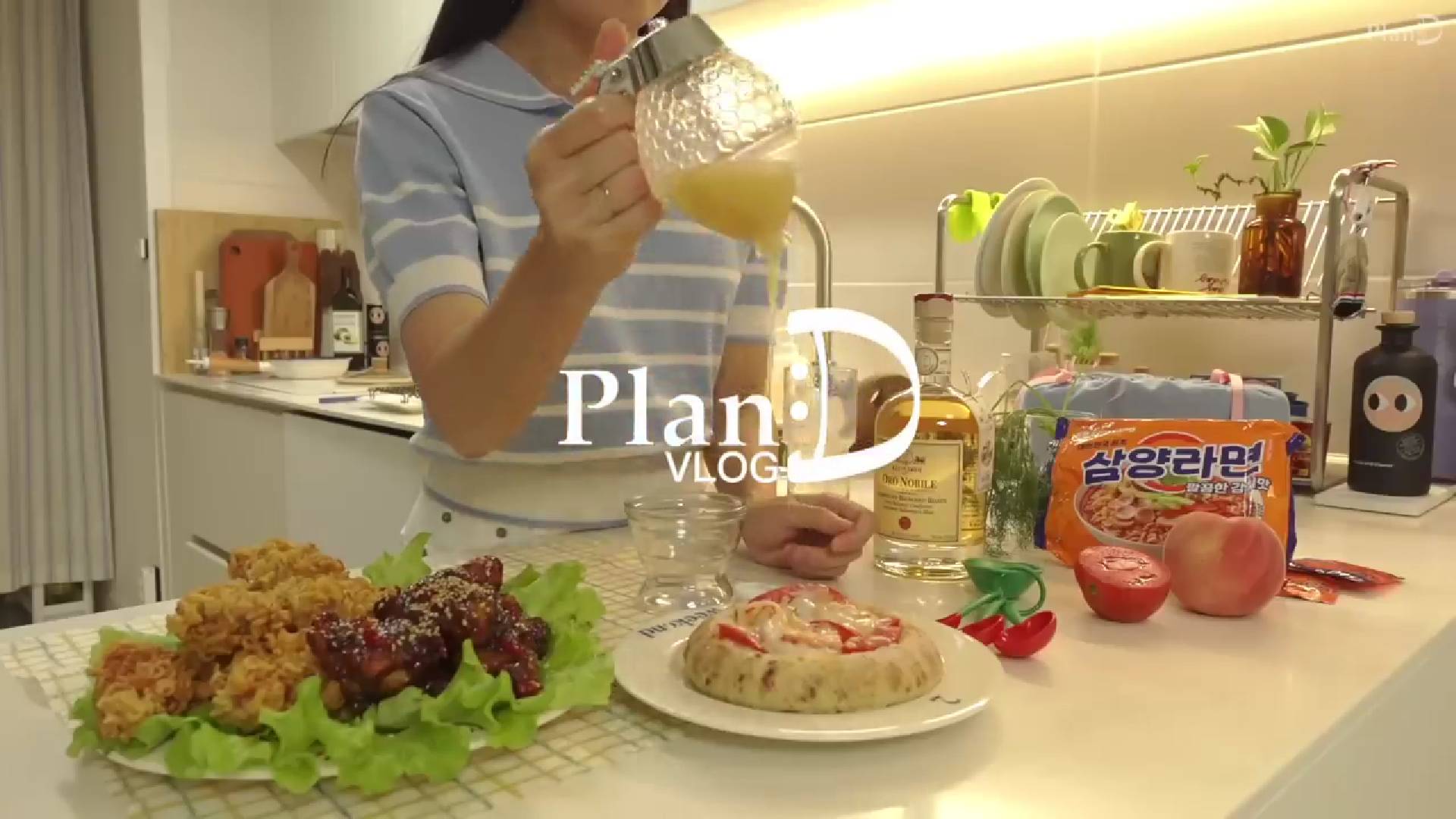 planD Жареная курица с рамёном и пицца с креветками и медом смотреть онлайн