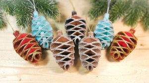 Новогодние шишки своими руками из фоамирана. Ёлочные игрушки из фоамирана.