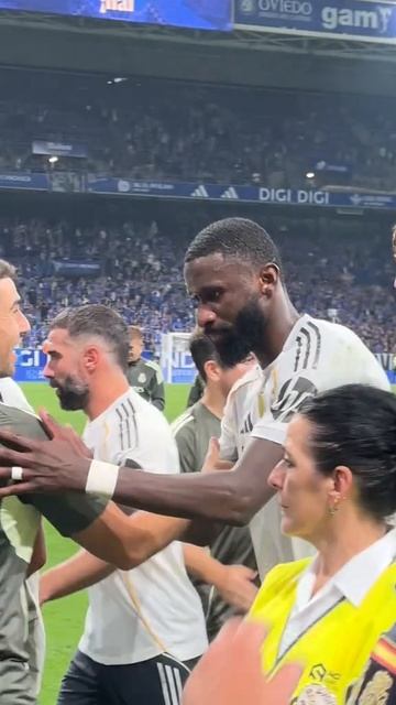 реал мадрид фс обзор!!! (Подпишитесь чтобы не пропустить наши видео про футбол и другие виды спорта)