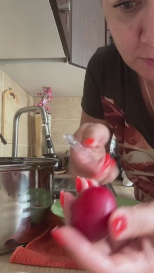 Как удалить из слив косточки