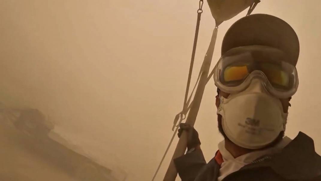 Фестиваль Burning Man в США накрыла песчаная буря