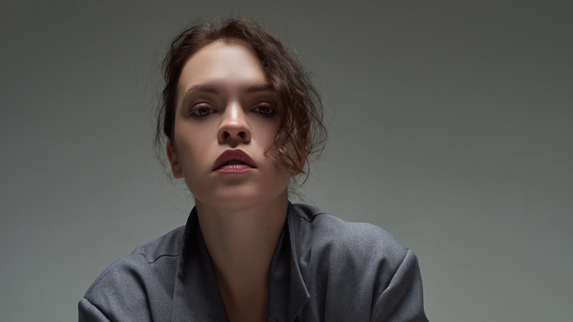 Veronika Shmeleva смотреть онлайн