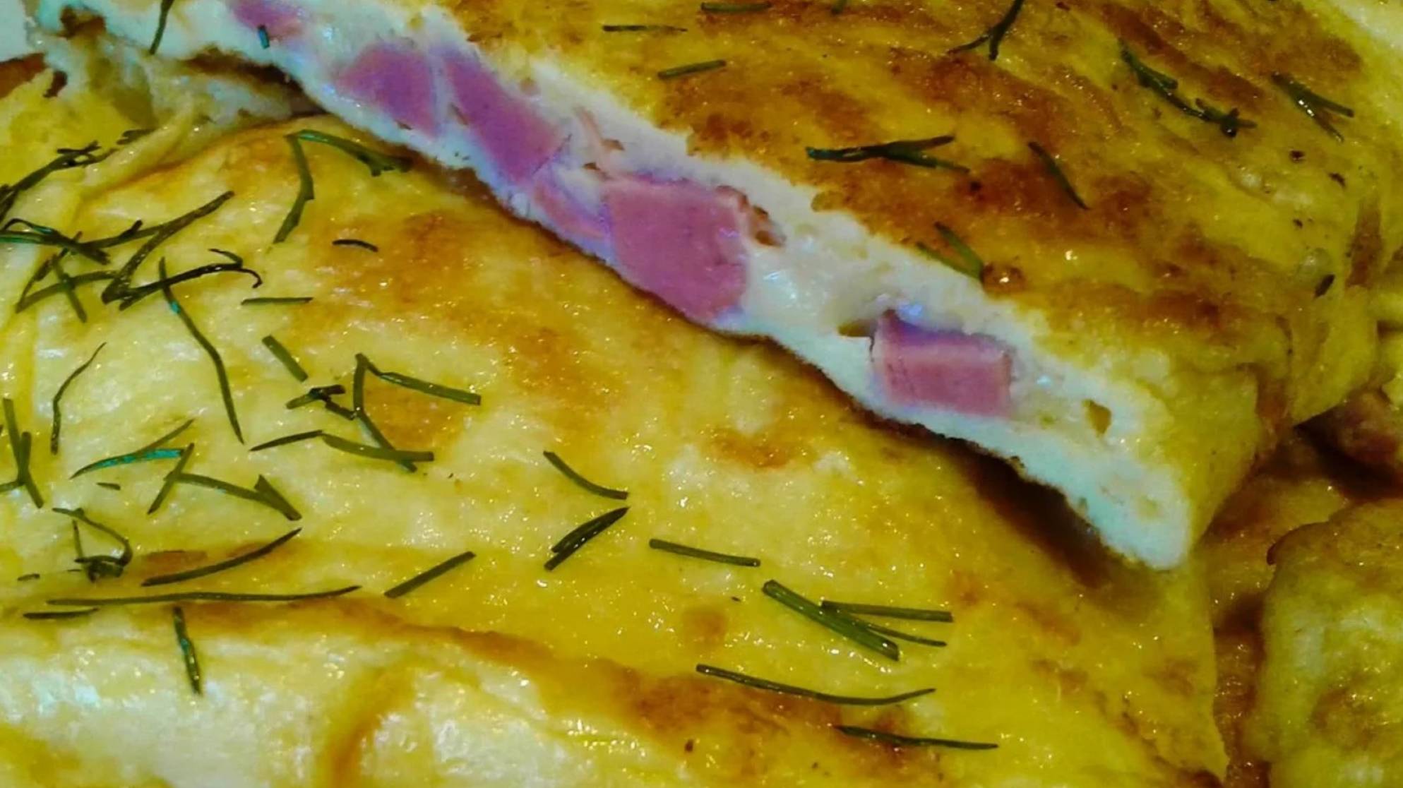 Вкуснющий быстрый завтрак за 5 минут. Простой рецепт горячего завтрака. Быстрый перекус