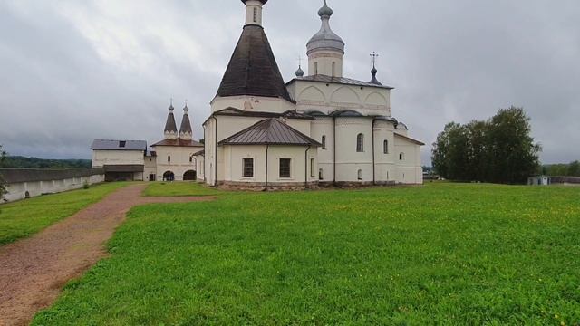 Ферапонтов Белозёрский мужской монастырь. Основан преподобным Ферапонтом в 1398 году. смотреть онлайн
