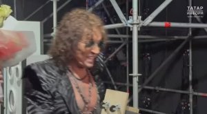 Зрители на «Новой волне» восторженно встретили Валерия Леонтьева