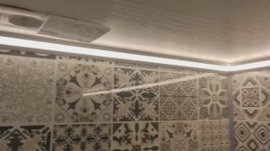 Монтаж подсветки для кухни под шкафы (светодиодная) + объёмный датчик