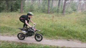 Трюки на питбайке!