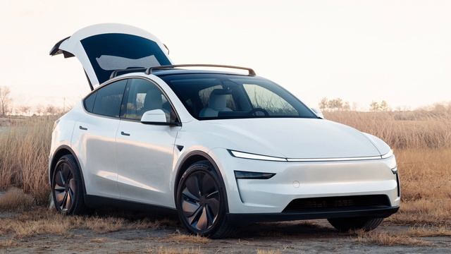 Tesla Model Y ПОДЕШЕВЕЛА / Новый цвет кузова