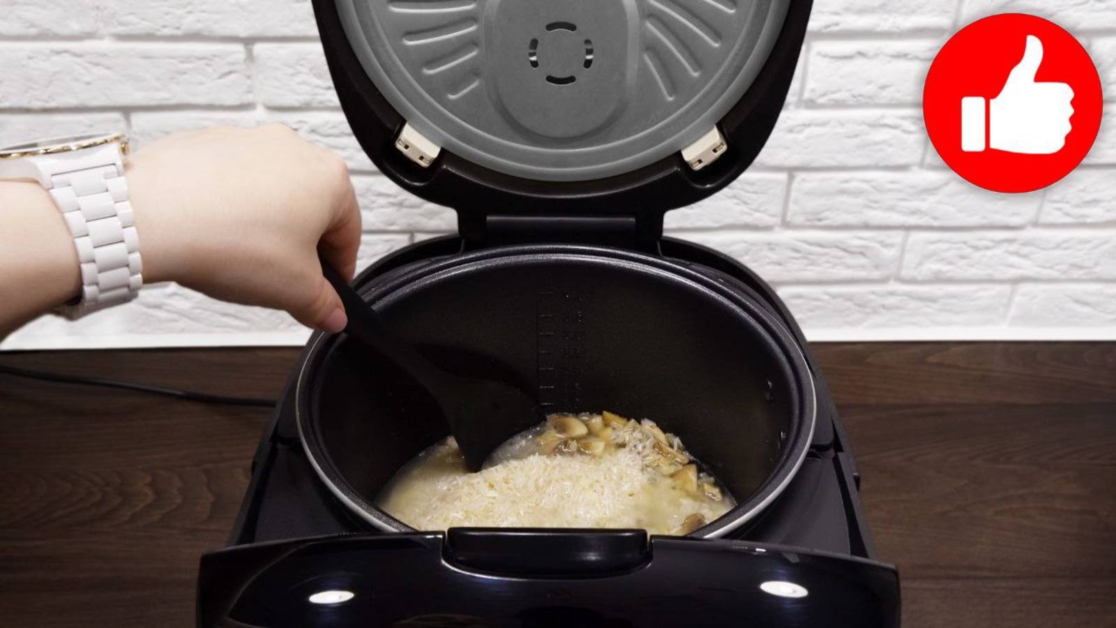 Я могу есть этот рис каждый день. Он настолько вкусный, вы будете готовить его хоть раз в неделю в м смотреть онлайн