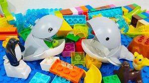 СТРОИМ ГОРКУ ДЛЯ ШАРИКОВ С ДЕЛЬФИНАМИ ШАРИКИ ДЛЯ ДЕТЕЙ ДЕТСКИЙ КАНАЛ ИГРАЛКИ-ЗАЛИПАЛКИ