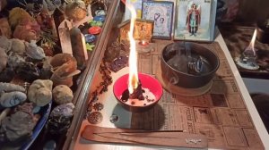 Ритуал- снятие подчинов, пут, ошейников, удавок, хомутов, цепей.