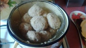 Котлеты на пару в кастрюле с водой